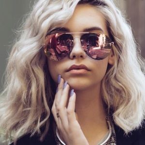 QUAY X AMANDA STEELE MUSE SUNGLASSES